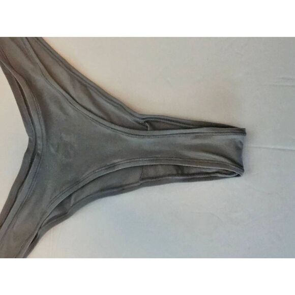 Skims thong panty Nwt - Picture 8 of 9